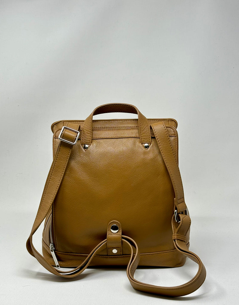 Leather Backpack Tan, Lore