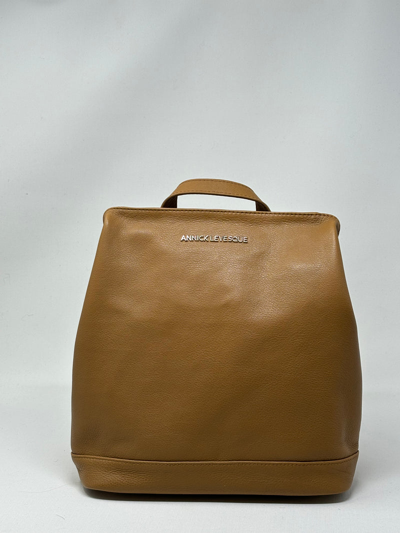 Leather Backpack Tan, Lore