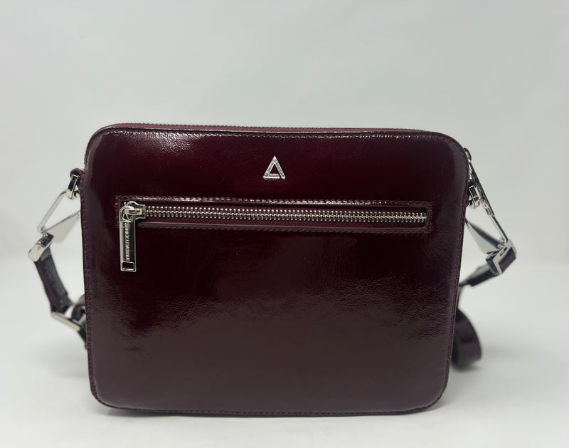 Petit Sac bandoulière 2 en 1 avec porte carte détachable en Cuir rouge bordeaux foncé patin souple, Kennedi