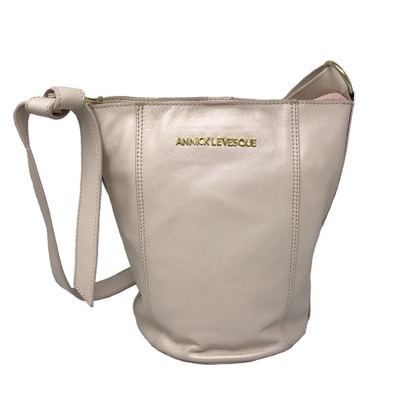 sac-baluchon-cuir-rose-blush-olivia-annick-levesque